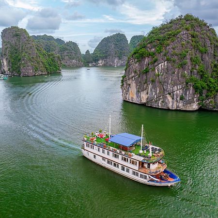 Sunlight Cruise Hotel Ha Long Exterior photo