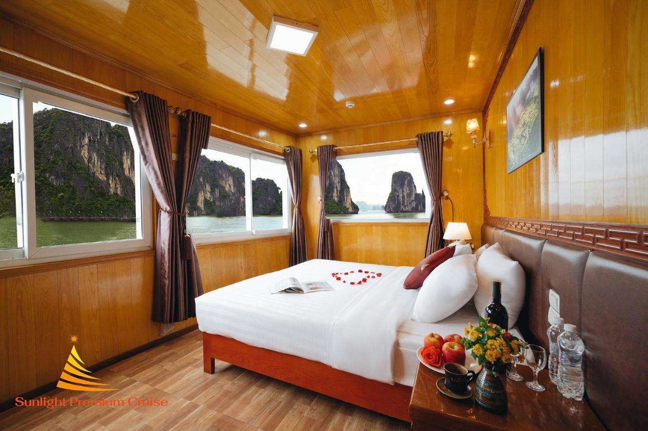 Sunlight Cruise Hotel Ha Long Exterior photo